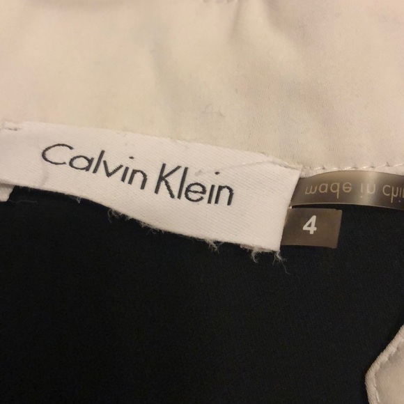 Sleeveless black Calvin Klein dress - Picture 2 of 3